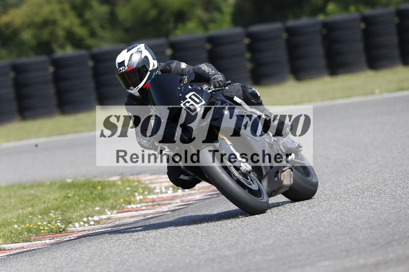 /45 10.08.2025 Plüss Moto Sport ADR/Einsteiger/60